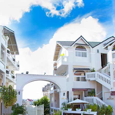 Anada Hotel Suites Dalat Exteriör bild
